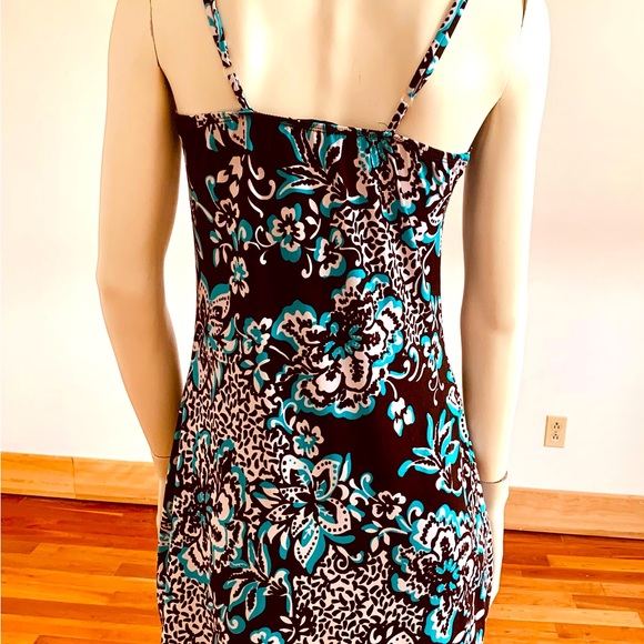 Beautiful “Captive” Sundress - Picture 4 of 6